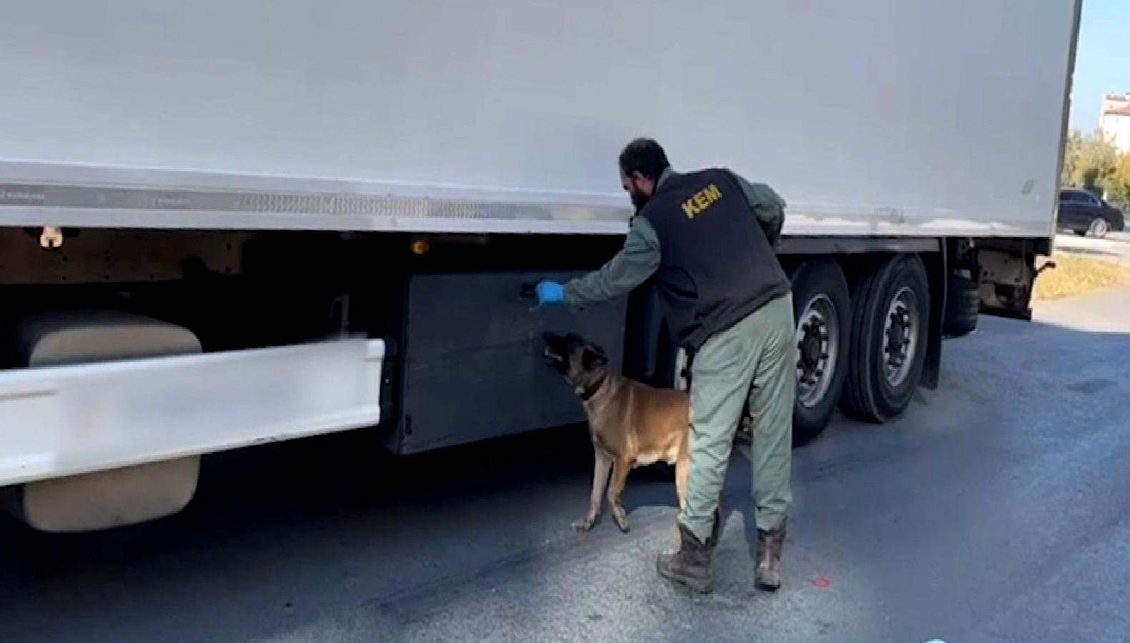 Edirne'de gerçekleştirilen narkotik operasyonunda 24 kilo kokain ele geçirildi. Detaylar