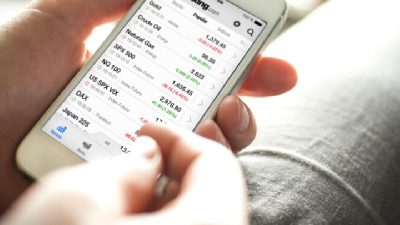 Emtia ticaret danışmanlarının piyasa stratejileri ve güncel durumları hakkında kapsamlı