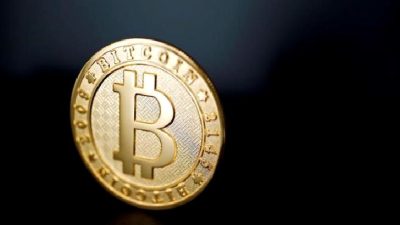 EOS kripto para piyasasında son gelişmeleri keşfedin. Fiyat analizleri, piyasa