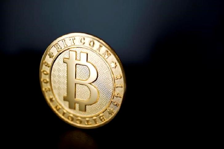 EOS kripto para piyasasında son gelişmeleri keşfedin. Fiyat analizleri, piyasa