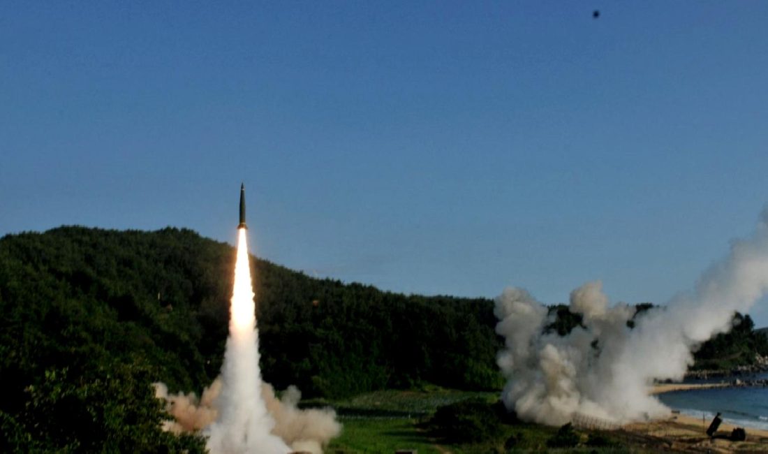 Fransa Dışişleri Bakanı Barrot'un Londra ziyareti sırasında yaptığı Ukrayna'ya destek