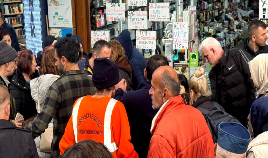 Gazipaşa Caddesi’nde Bıçaklı Saldırı: İki Kardeş Yaralandı Gazipaşa Caddesi'nde yaşanan bıçaklı saldırıda iki kardeş yaralandı. Olayın detayları,