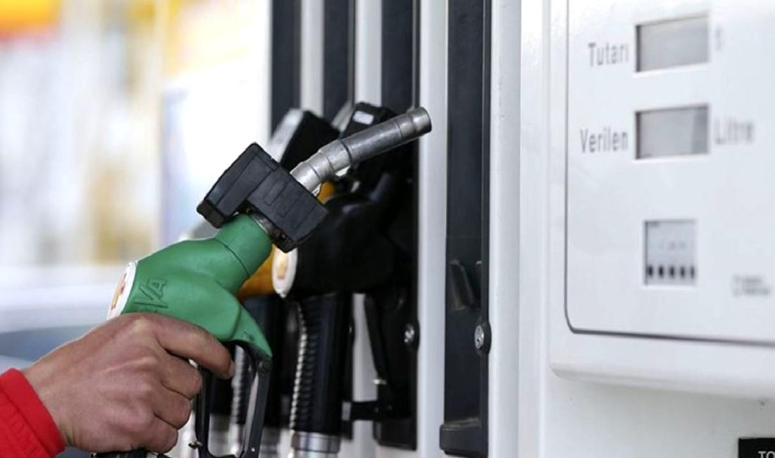 Güncel Akaryakıt Fiyatları (3 Kasım 2024) 3 Kasım 2024 tarihli güncel akaryakıt fiyatlarını öğrenin. Benzin, motorin