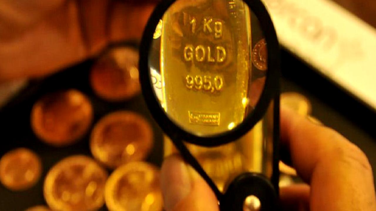 Ekim 2023'teki güncel altın fiyatlarını öğrenin. Piyasa analizi, altın yatırımındaki