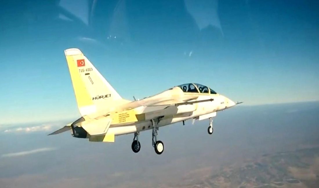 HÜRJET İkinci Prototipi İlk Uçuşunu Gerçekleştirdi HÜRJET'in ikinci prototipi, ilk uçuşunu başarıyla gerçekleştirdi! Türk havacılık tarihinde