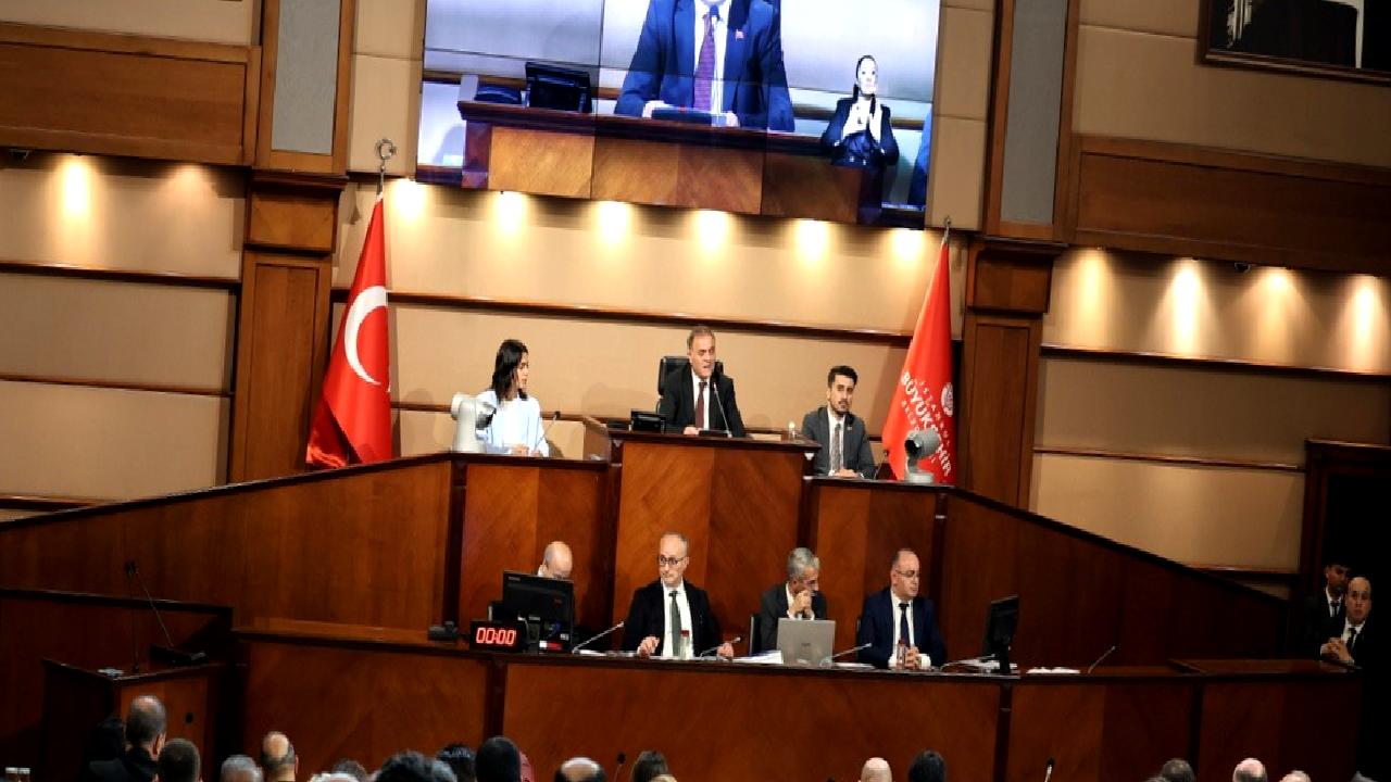 İBB Meclisi Kasım Ayı toplantılarında, ilçe belediyelerinin 2025 bütçeleri onaylandı.