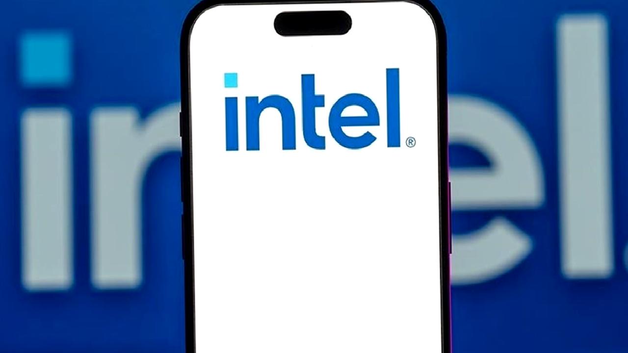 Intel'in tarihindeki en büyük zarar, sektördeki dalgalanmalar ve rekabetin artmasıyla