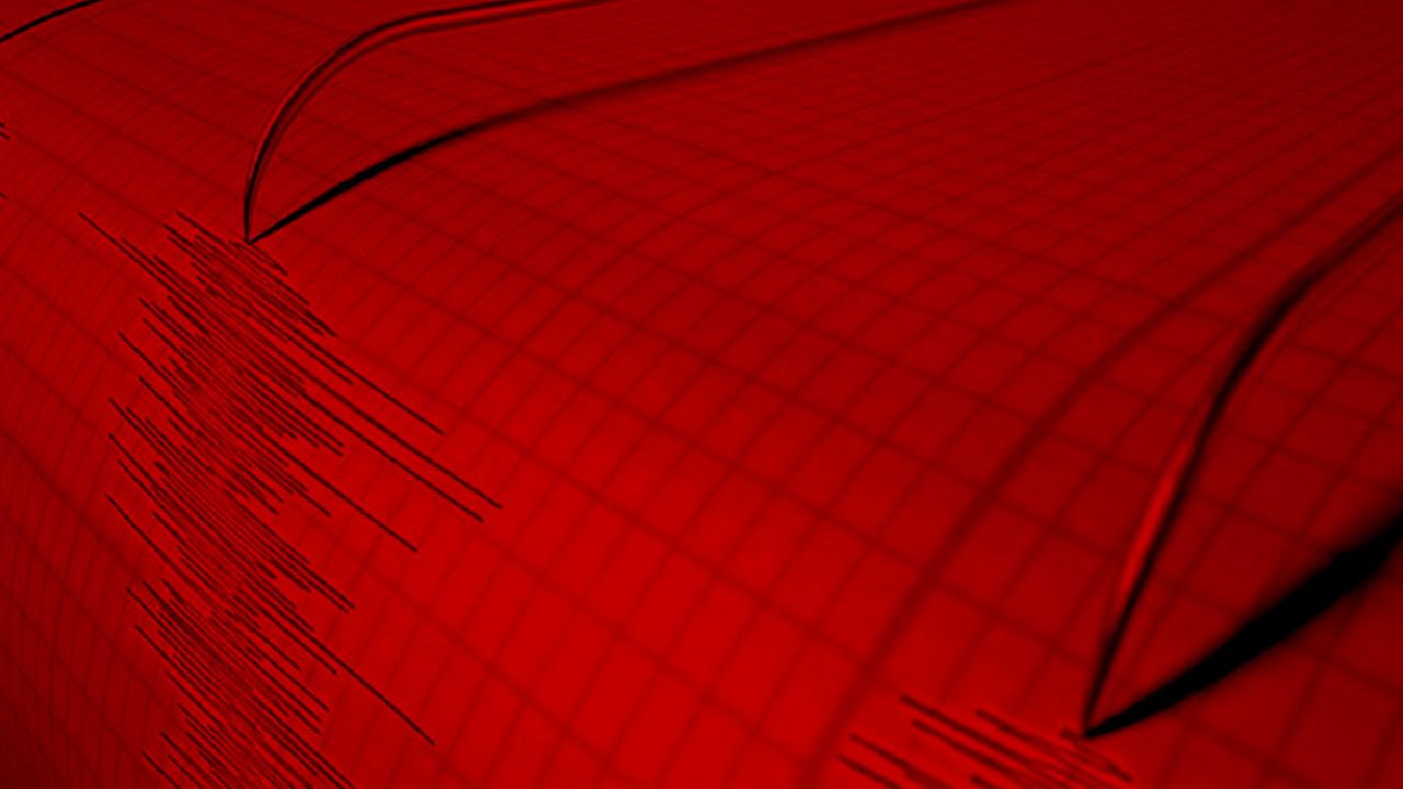 İran'da meydana gelen 5,6 büyüklüğündeki deprem, bölgedeki halkı tedirgin etti.