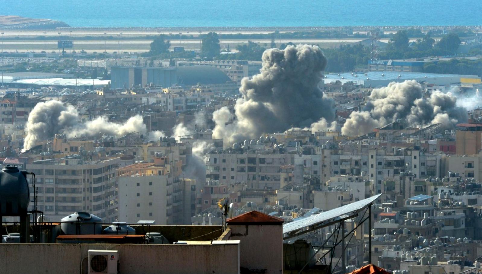 İsrail'in Lübnan'a yönelik saldırıları, bölgede artan can kayıplarına yol açıyor.