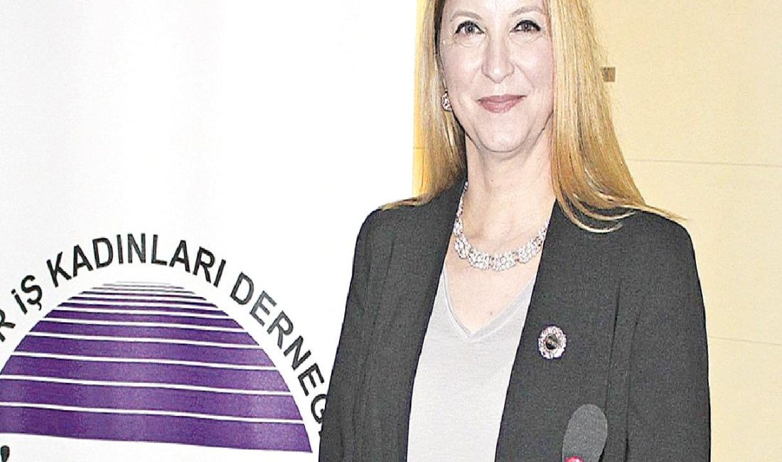 İZİKAD, MEDSPARC Projesi'ni tanıtarak kadınların iş dünyasındaki rolünü vurguluyor. Kadın