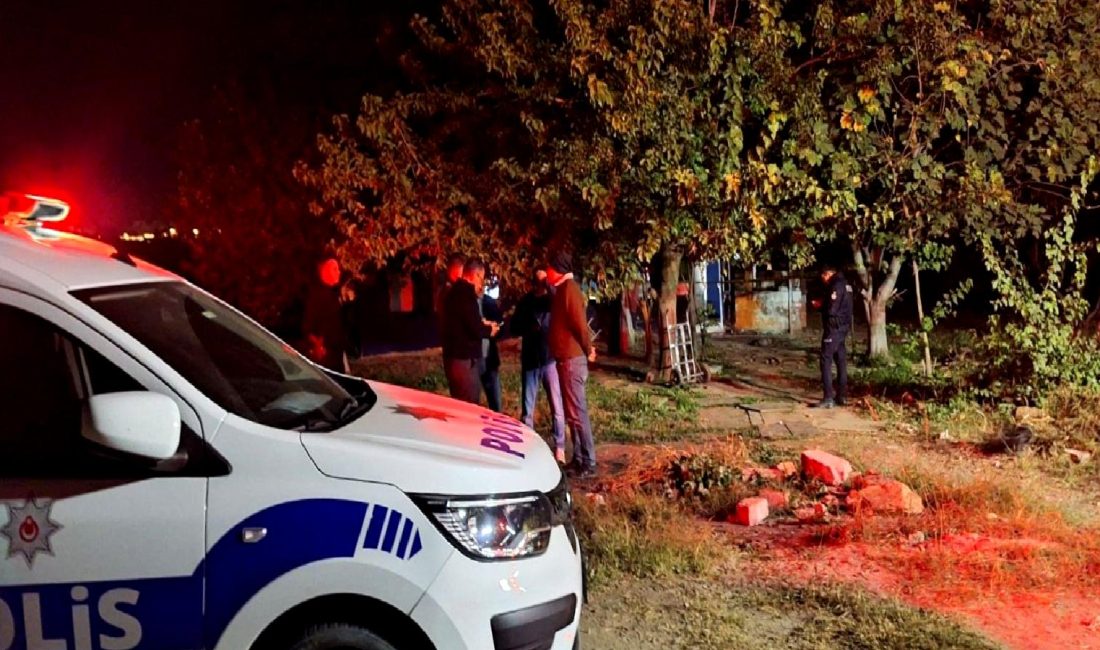 İzmir Selçuk’ta 5 Kardeşin Hayatını Kaybettiği Trajik Yangın İzmir Selçuk'ta meydana gelen trajik yangında 5 kardeş hayatını kaybetti.