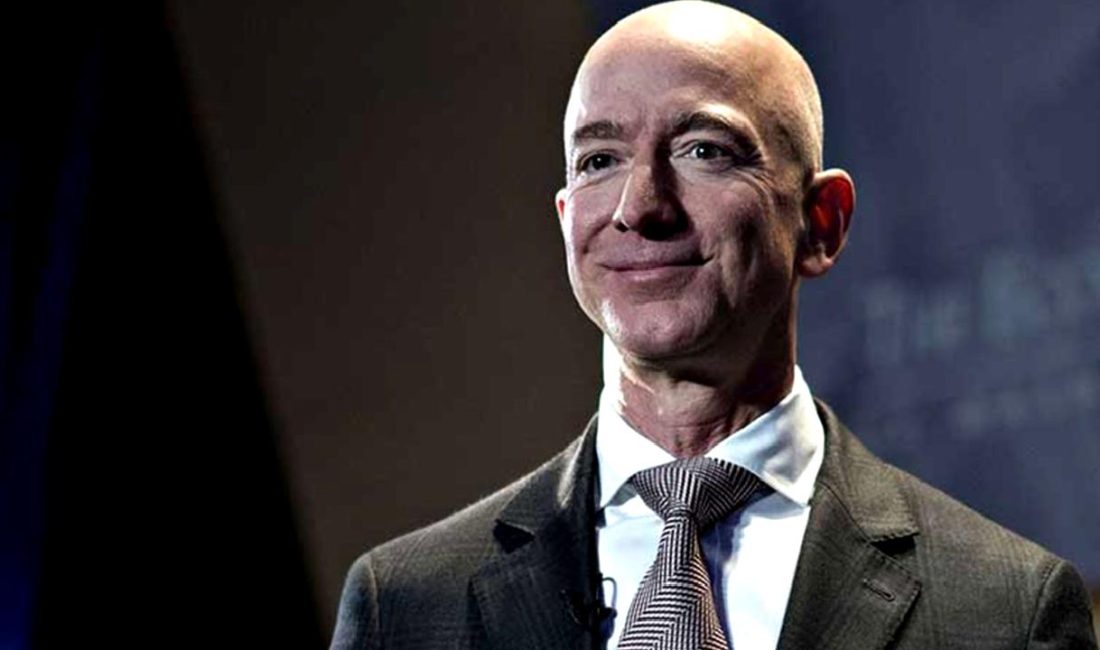 Jeff Bezos, Donald Trump'a seçim zaferi dolayısıyla tebrik mesajı gönderdi.