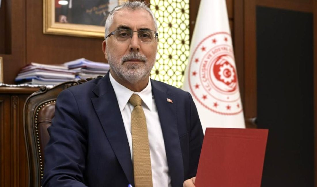 Kamu Personeli Danışma Kurulu toplantısında Bakan Işıkhan önemli açıklamalarda bulundu.