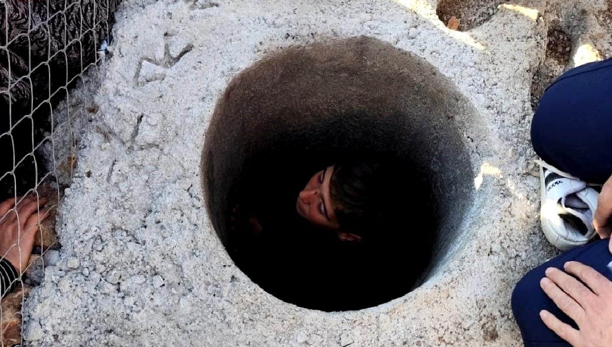 Kocaköy'de meydana gelen elektrik direği kazasında 12 yaşındaki bir çocuk,