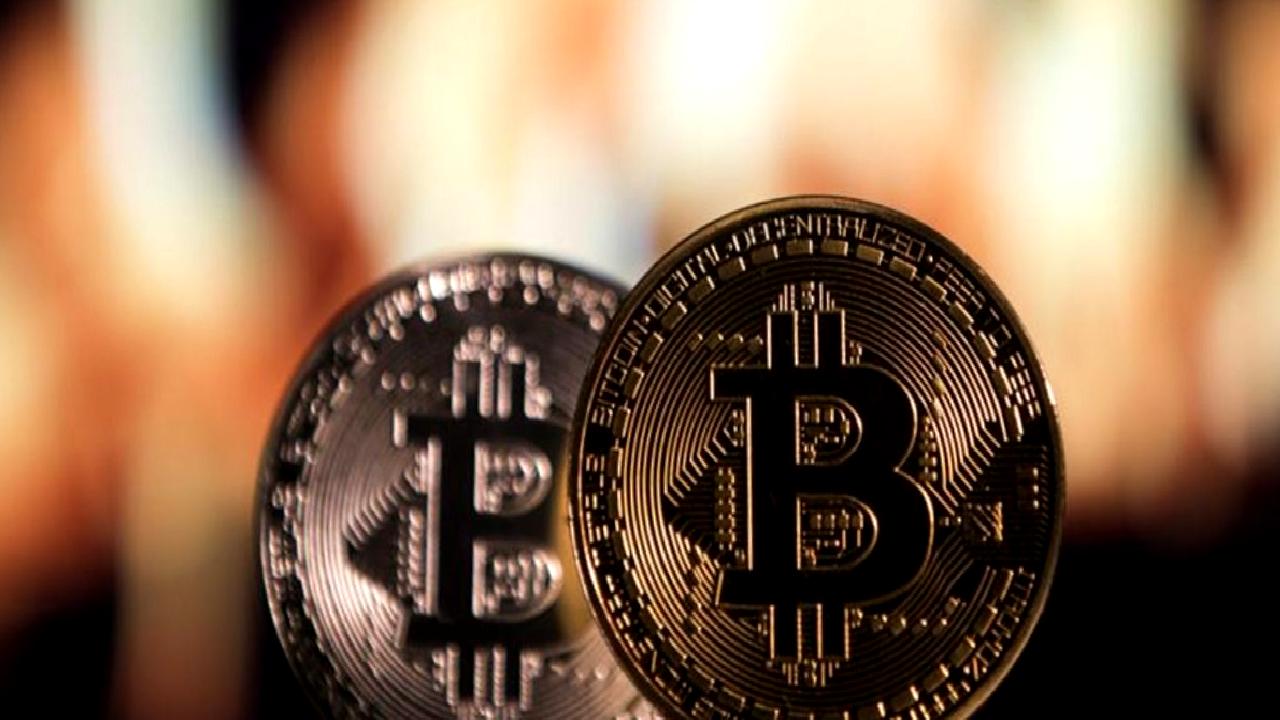 Kripto para pazarında Bitcoin, yeni bir rekor kırarak yatırımcıların dikkatini