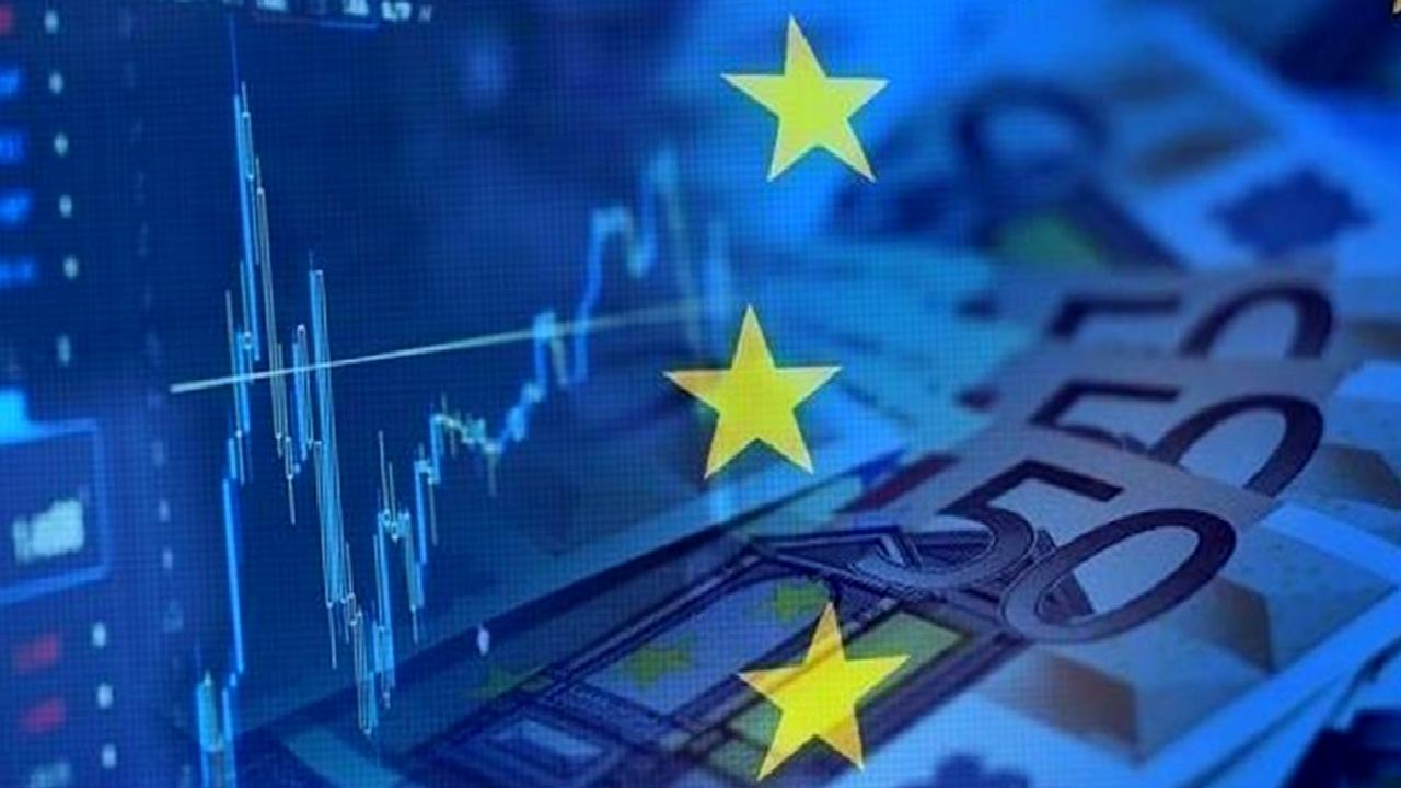 Küresel piyasalarda yön arayışının derinlemesine incelendiği bu içerikte, ECB toplantı