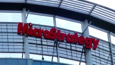 MicroStrategy, 2024 yılında Bitcoin yatırımlarını artırarak %600 hisse değeri artışı