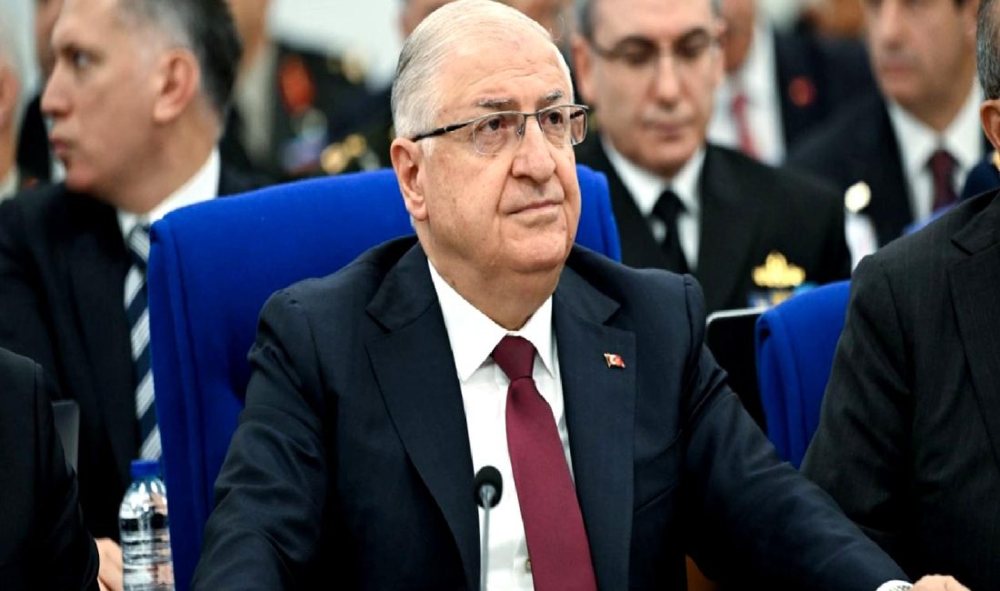 Milli Savunma Bakanı Yaşar Güler’den Disiplin Suçuna İlişkin Açıklamalar Milli Savunma Bakanı Yaşar Güler, disiplin suçlarına dair önemli açıklamalarda