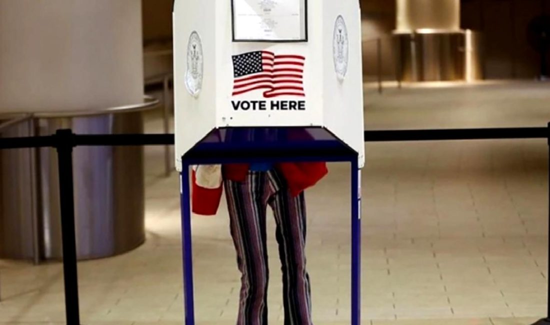 North Carolina’da Erken Oy Verme İstatistikleri Açıklandı North Carolina'da erken oy verme istatistikleri açıklandı. Seçim süreçleri ve