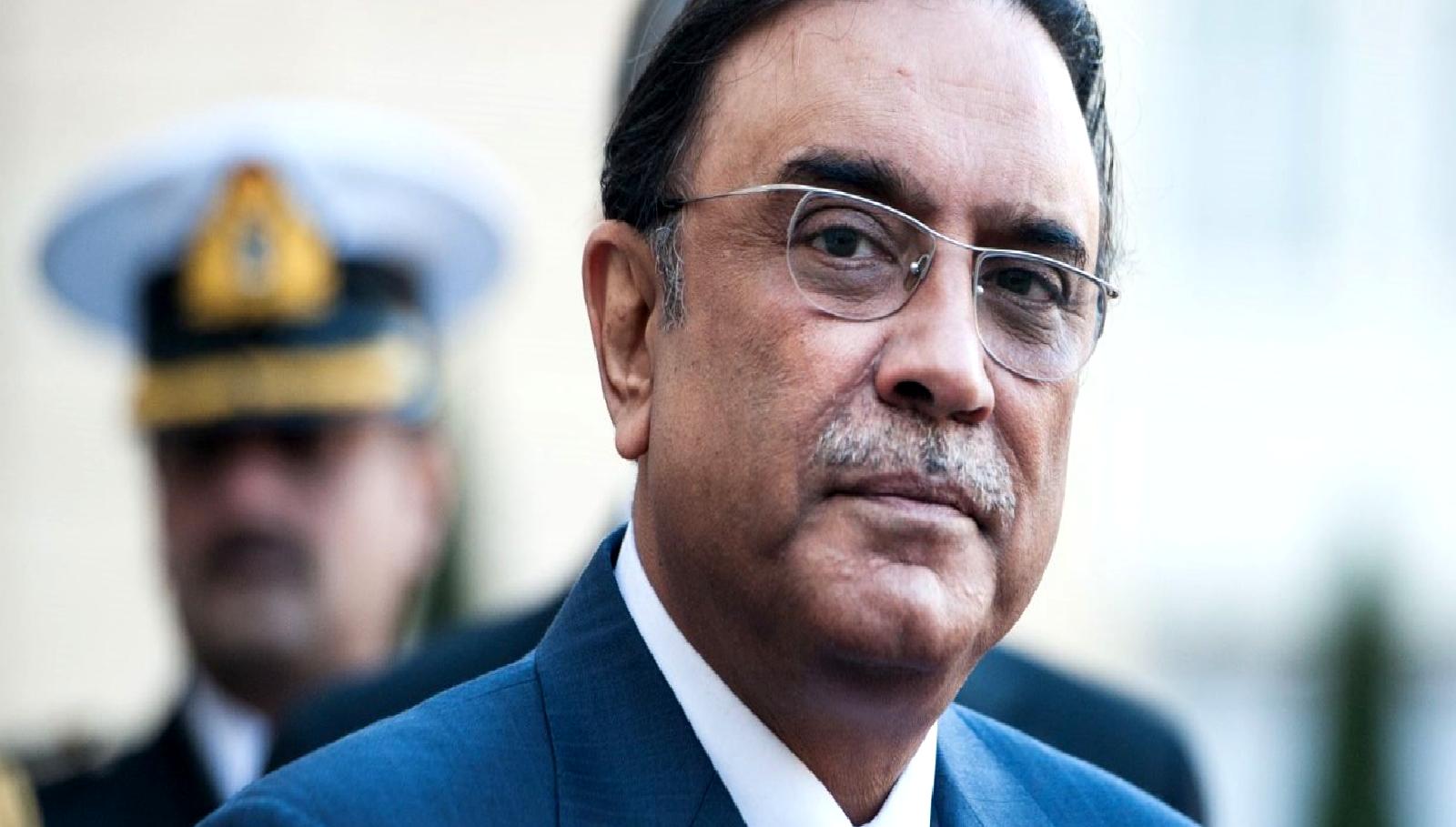 Pakistan Cumhurbaşkanı Asıf Ali Zardari'nin Dubai'de geçirdiği kaza, uluslararası gündemde