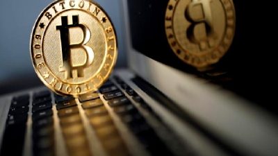 Peter Schiff, Bitcoin hakkında uyarılarda bulunarak seçim sonrası yükseliş tahminlerini