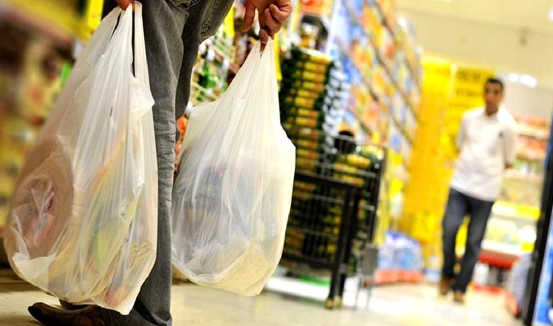 Plastik Poşetlerin Ücretlendirilmesi ve Çevresel Etkileri Plastik poşetlerin ücretlendirilmesi, çevre kirliliğiyle mücadelede önemli bir adım. Bu