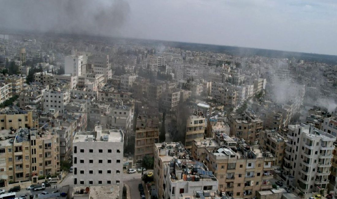 Suriye'de İsrail hava saldırısı iddiaları, bölgedeki gerilimi artırırken, uluslararası tepkileri