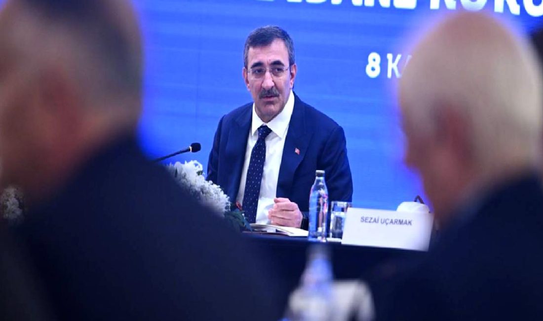 TOBB Genel İdare Kurulu Toplantısı’nda Ekonomi Değerlendirmesi TOBB Genel İdare Kurulu Toplantısı'nda ekonomi değerlendirmesi yapıldı. Ekonomik gelişmeler,