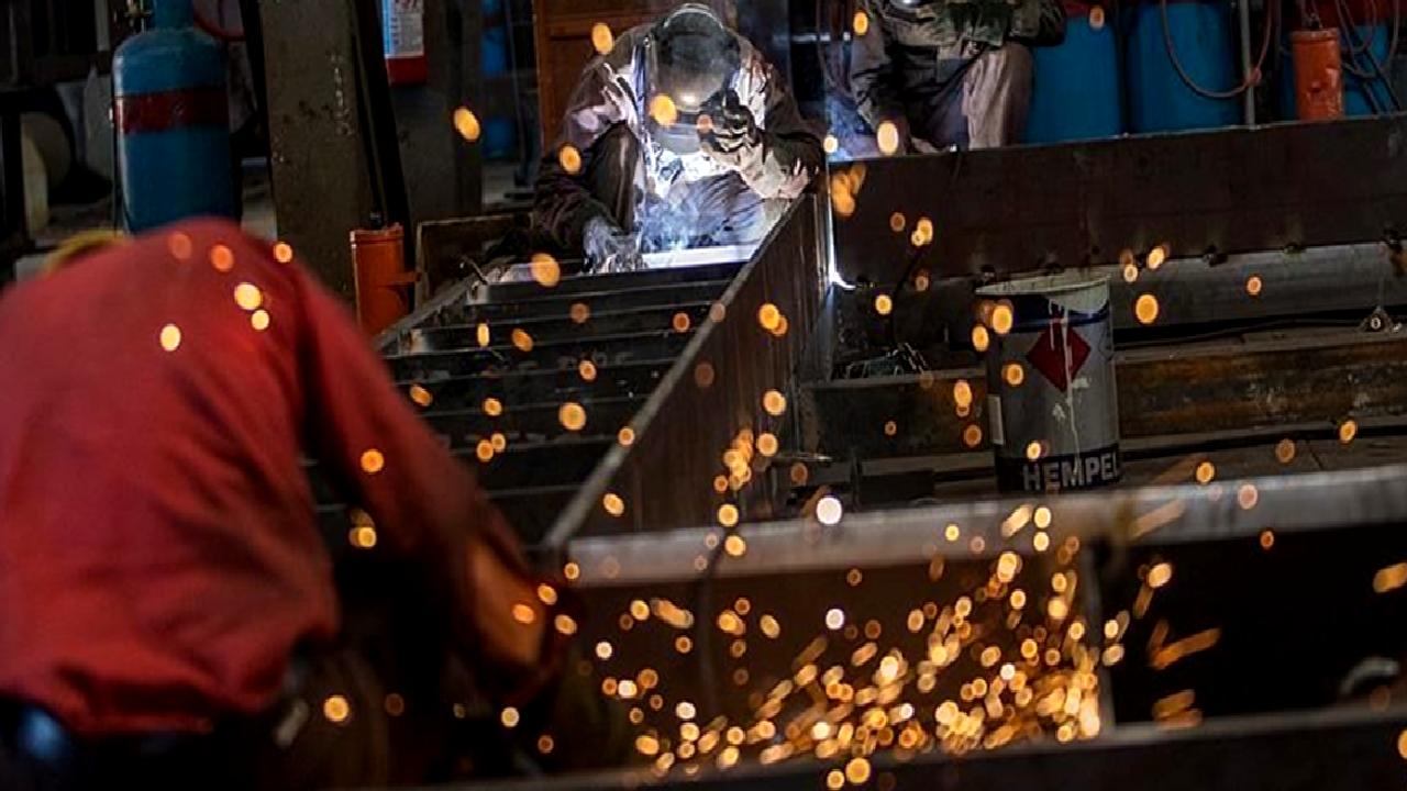 TÜİK, sanayi üretim verilerini açıkladı. Yıllık düşüş ile birlikte bazı