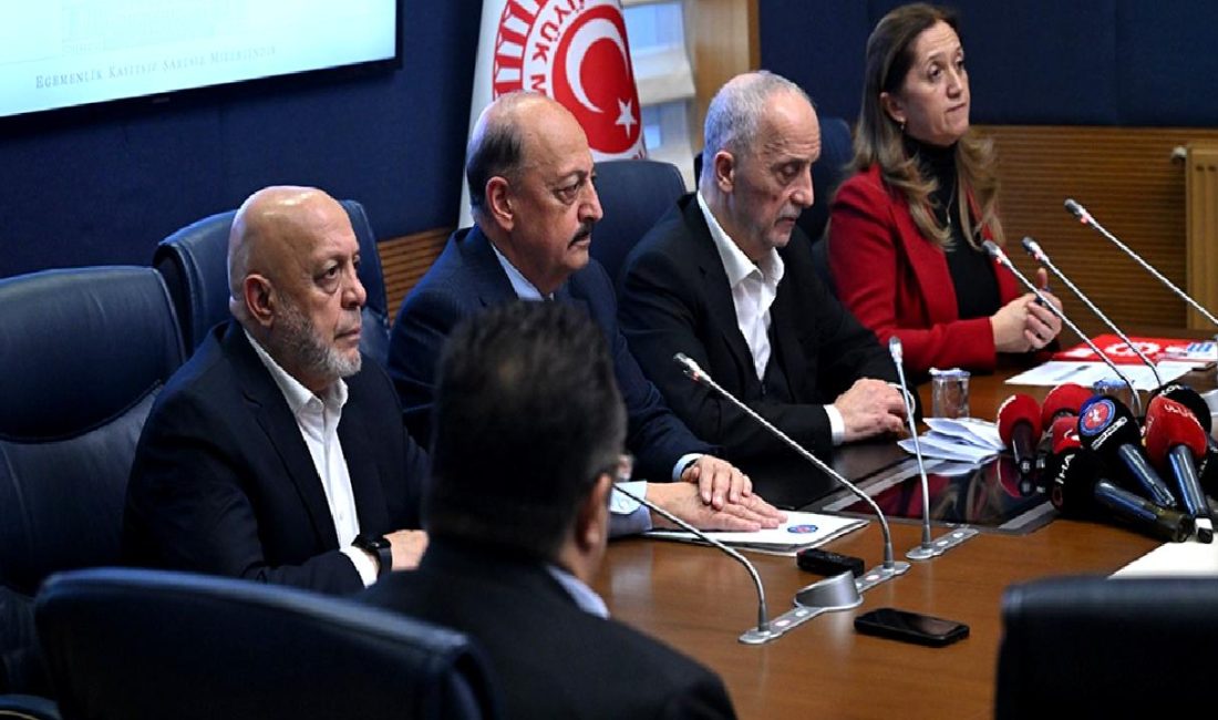 TÜRK-İŞ Genel Başkanı Ergün Atalay’dan Asgari Ücret ve Ekonomik Sıkıntılar Üzerine Açıklamalar TÜRK-İŞ Genel Başkanı Ergün Atalay, asgari ücret ve Türkiye'nin karşılaştığı