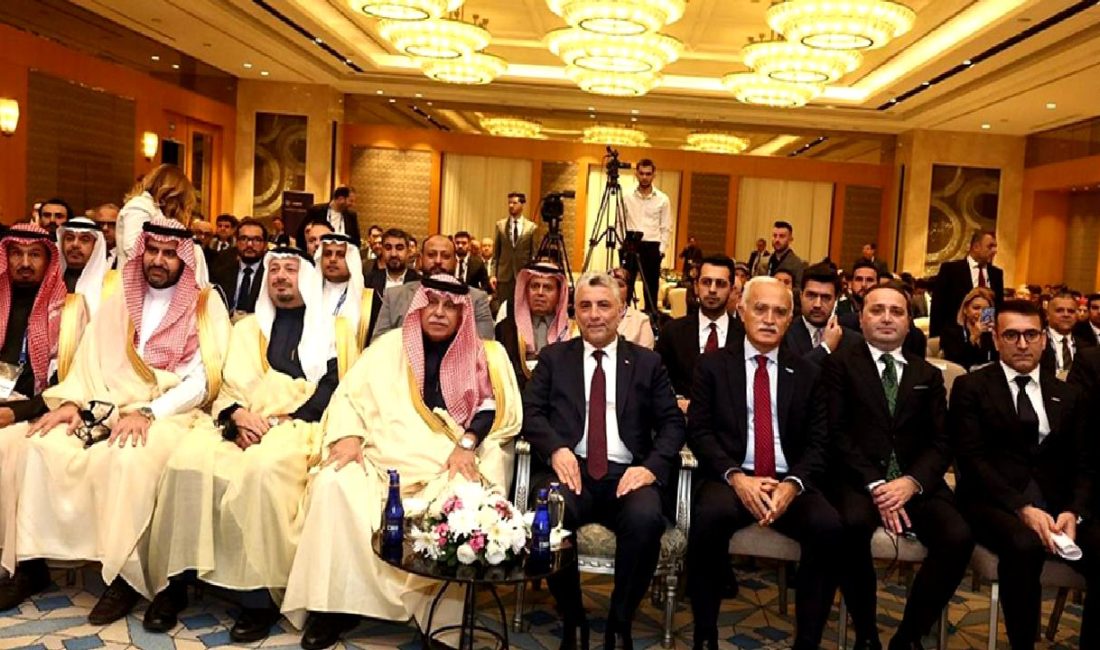 Türkiye-Suudi Arabistan İş Forumu, İstanbul'da önemli iş insanlarının katılımıyla gerçekleştirildi.