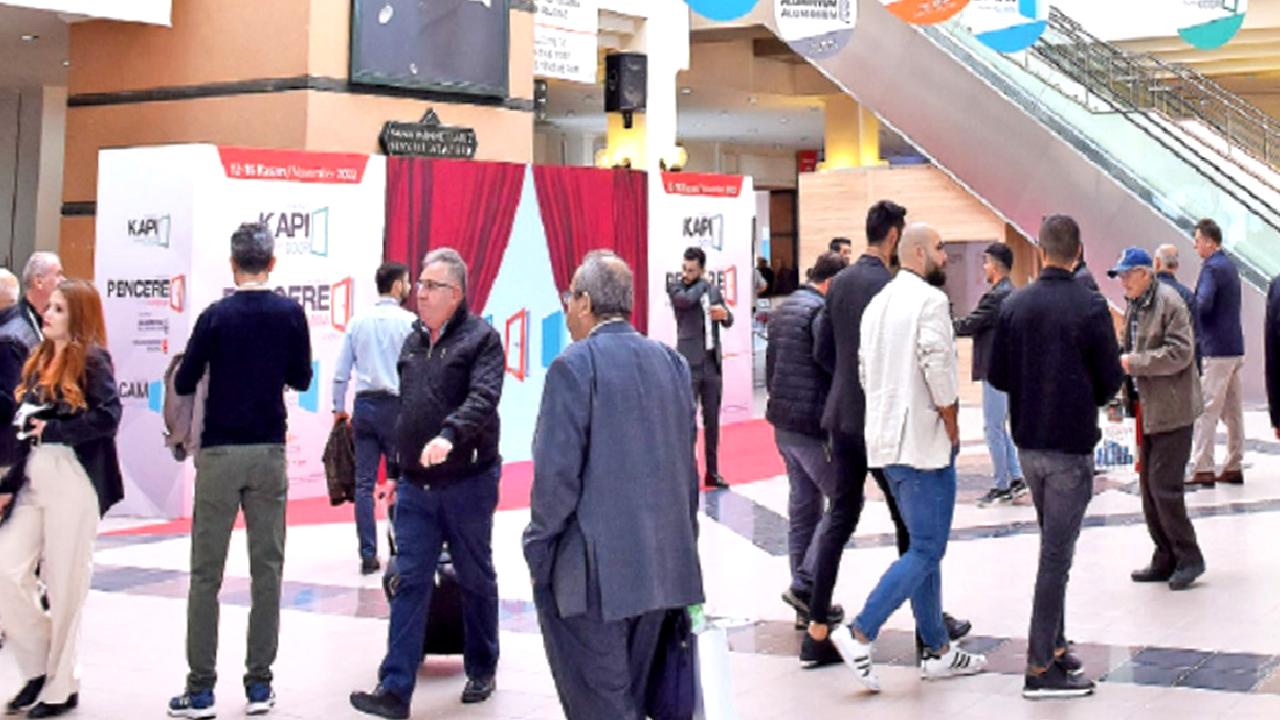 Türkiye'de inşaat ve yapı endüstrisindeki son yenilikleri keşfedin. Fuarlar, yeni