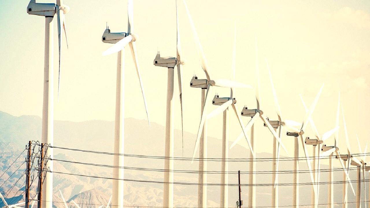 Türkiye'nin rüzgar enerjisi potansiyelini keşfedin! Bu içerikte, rüzgar enerjisinin geleceği,