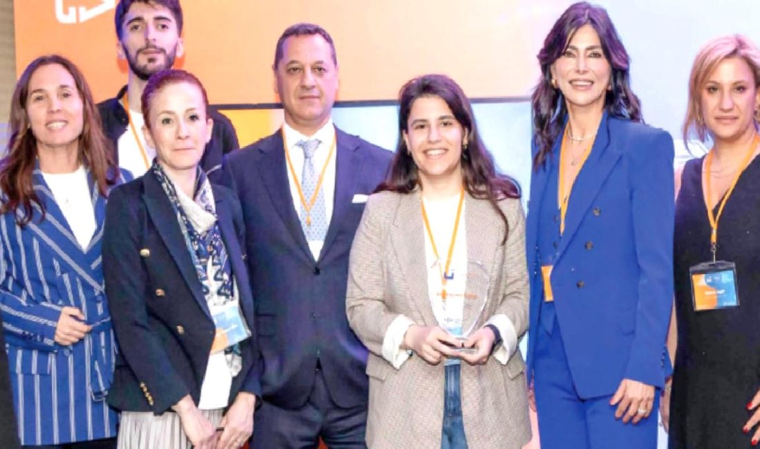 ÜNLÜ & Co Kadın Girişimciler Akademisi, kadın girişimcilerin potansiyelini artırmayı