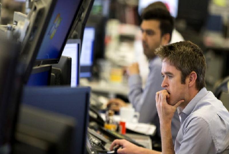 Wells Fargo, 2025 yılı için S&P 500 hedefini yükseltti. Bu