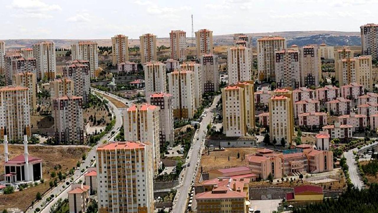 Yarısı Bizden Kampanyası ile İstanbul'da kentsel dönüşüm süreci hız kazanıyor.