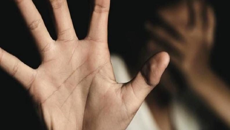 Yerli Dizilerde Kadına Yönelik Şiddet: Kapsamlı Bir Analiz Yerli dizilerde kadına yönelik şiddeti derinlemesine inceleyen bu makalede, medyanın