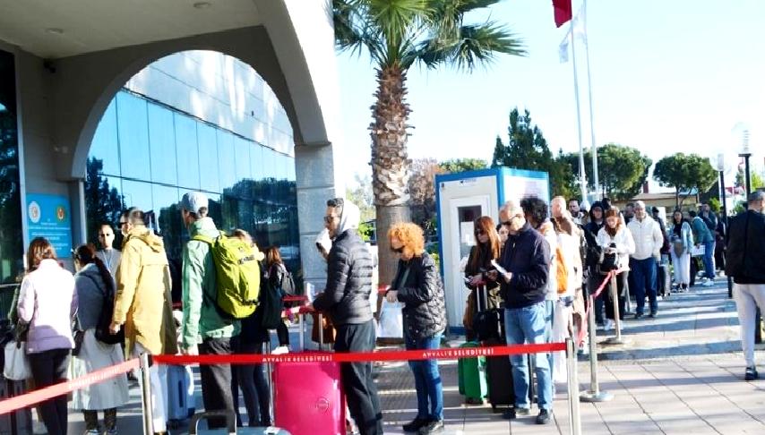 Yunan Bakan Stylianides, kapı vizesi hakkında önemli açıklamalarda bulundu. Yeni