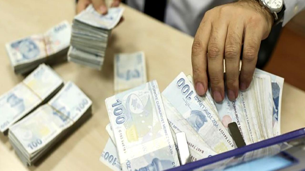 2025 yılı asgari ücret rakamlarını ve işveren desteklerini keşfedin. Yeni