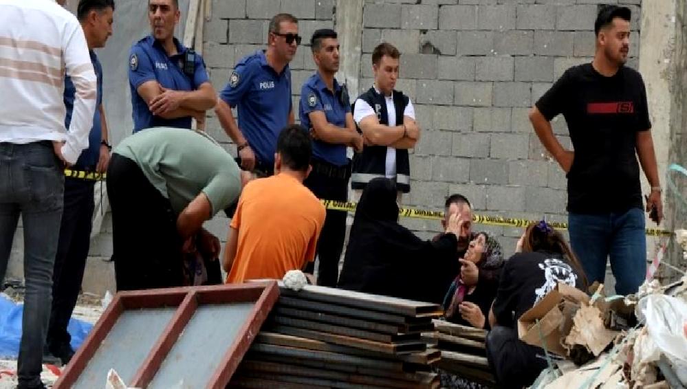 Adana'da bir vinç kazasında hayatını kaybeden iki işçi için sanıklara