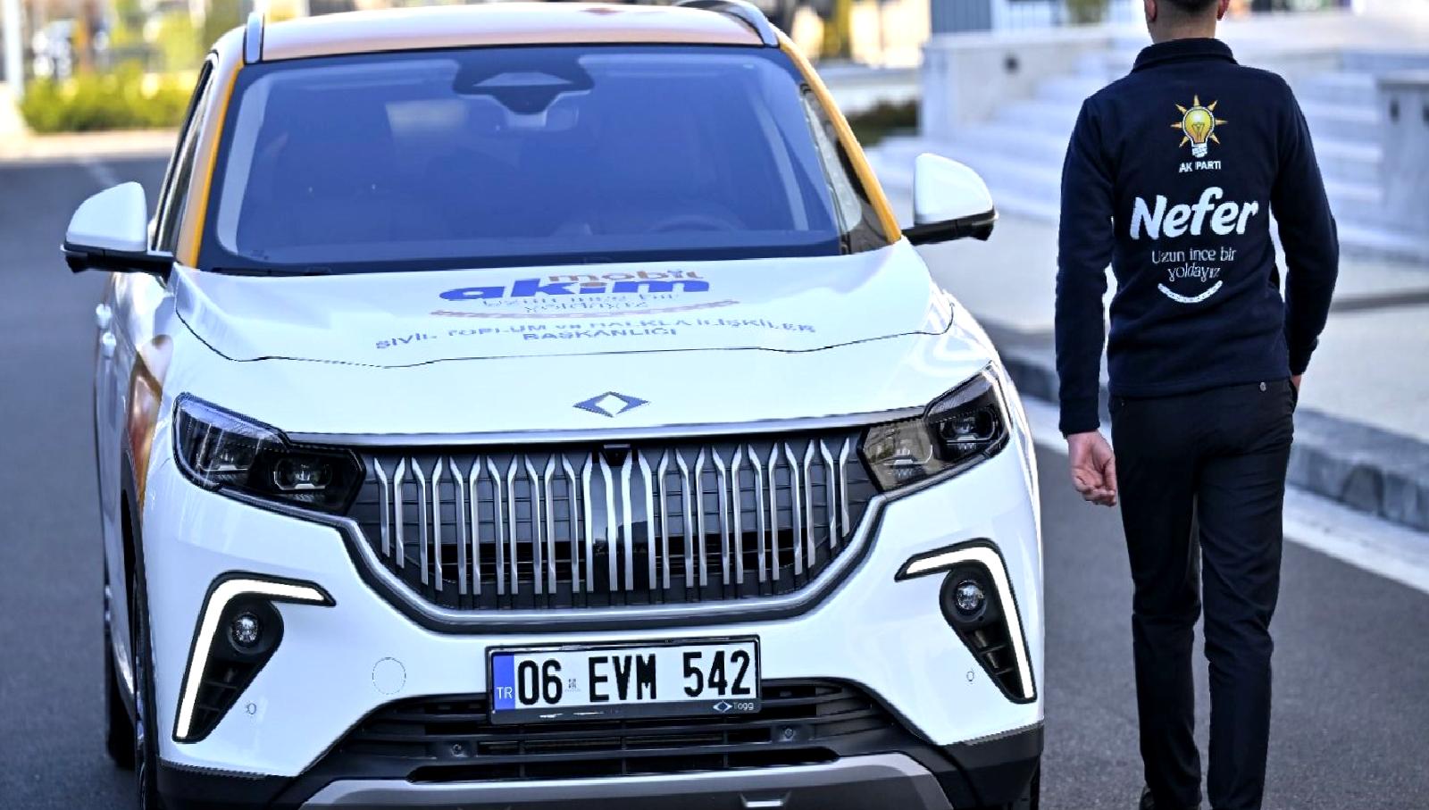 AK Parti, 'Mobil AKİM' projesini tanıtarak vatandaşlarla daha etkili bir