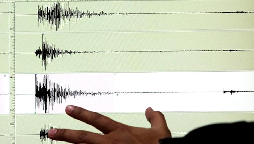 Akdeniz'de meydana gelen 4,7 büyüklüğündeki deprem, bölgedeki halk arasında paniğe