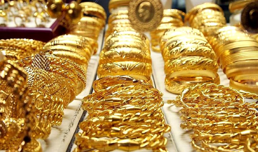 Altın fiyatlarında son durum ve değişimleri keşfedin. Piyasalardaki dalgalanmalar, ekonomik