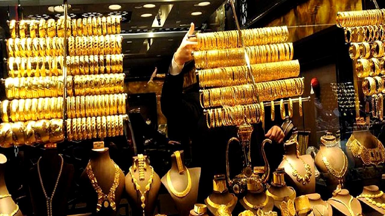 Altın piyasasında 1 Aralık 2024 itibarıyla yaşanan güncel gelişmeleri keşfedin.