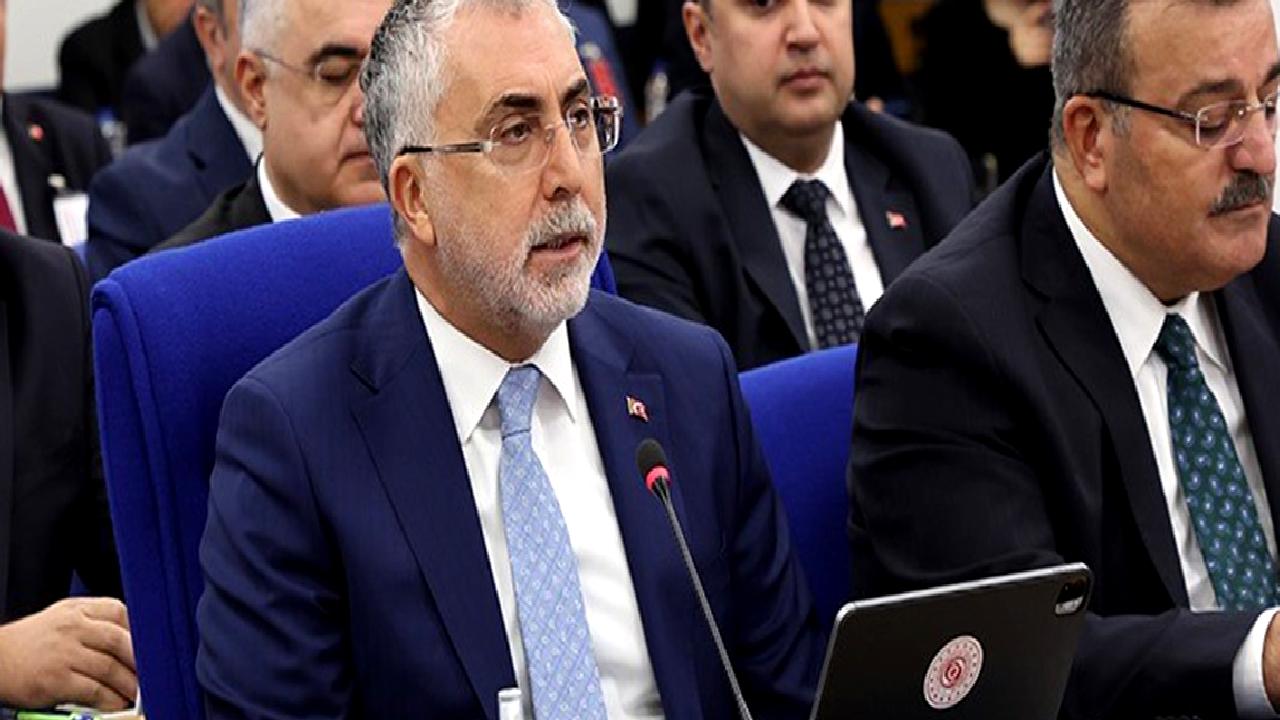 Asgari Ücret Tespit Komisyonu'nun açıklamaları, ülkemizdeki asgari ücretin belirlenmesinde izlenen