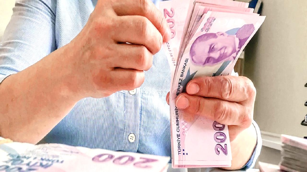 Asgari ücret zammı için beklentiler ve toplantı detaylarını öğrenin. Çalışanların