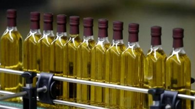 Aydın'da düzenlenen operasyonda, sahte zeytinyağı üreten bir suç şebekesine darbe