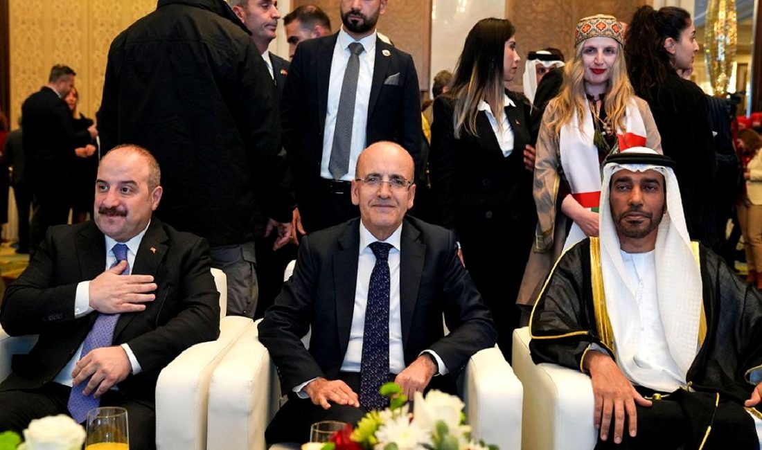 Bakan Şimşek, Birleşik Arap Emirlikleri'nin 53. kuruluş yıl dönümü resepsiyonuna