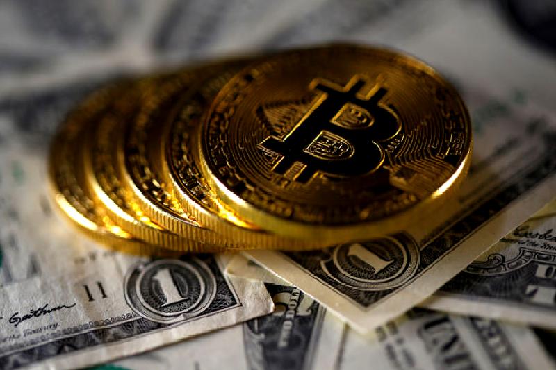 Bitcoin, 100.000 doları aşarak kripto para dünyasında yeni bir döneme