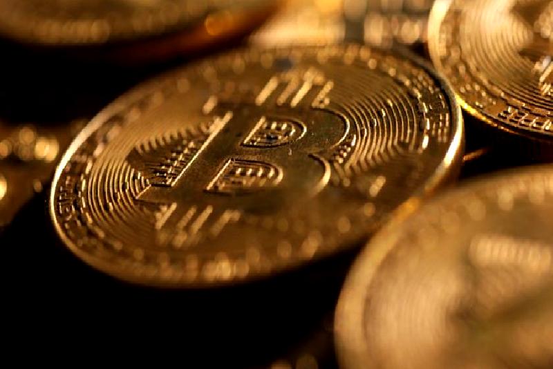 Bitcoin, tarihi zirveye ulaştı ve 100.000 dolar eşiğini aştı! Kripto